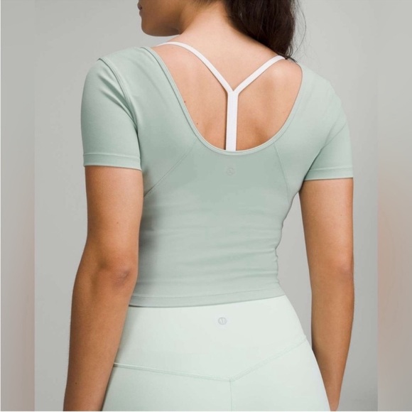 Lululemon Align Short Sleeve T-Shirt - Picture 2 of 10